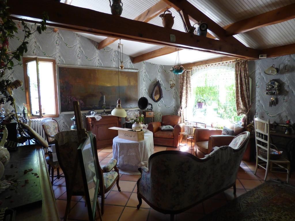 Beau Site Guimauve Et Vieilles Dentelles Bed & Breakfast Royères-Saint-Léonard Екстериор снимка