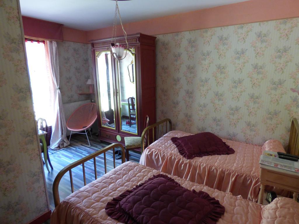 Beau Site Guimauve Et Vieilles Dentelles Bed & Breakfast Royères-Saint-Léonard Екстериор снимка